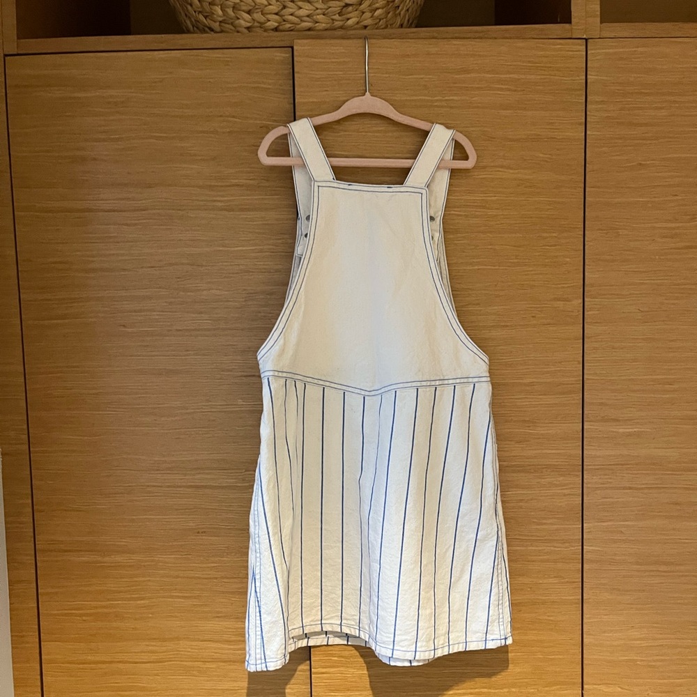 Fin & Vince Pinafore - Picture 3 of 5